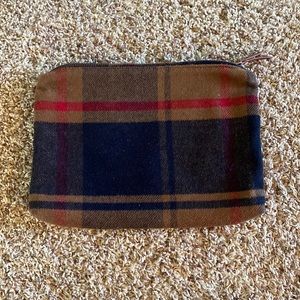 Abercrombie & Fitch clutch